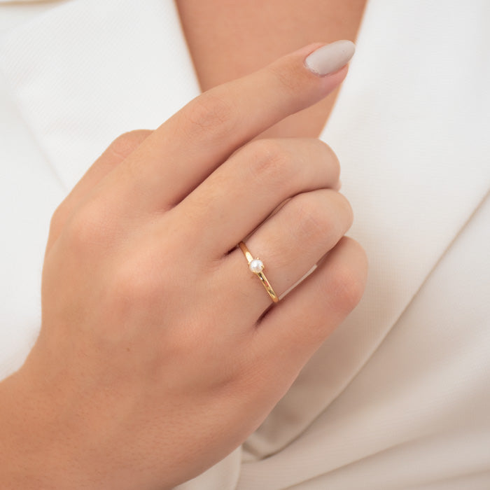 ANEL SOLITÁRIO PÉROLA PEQUENA