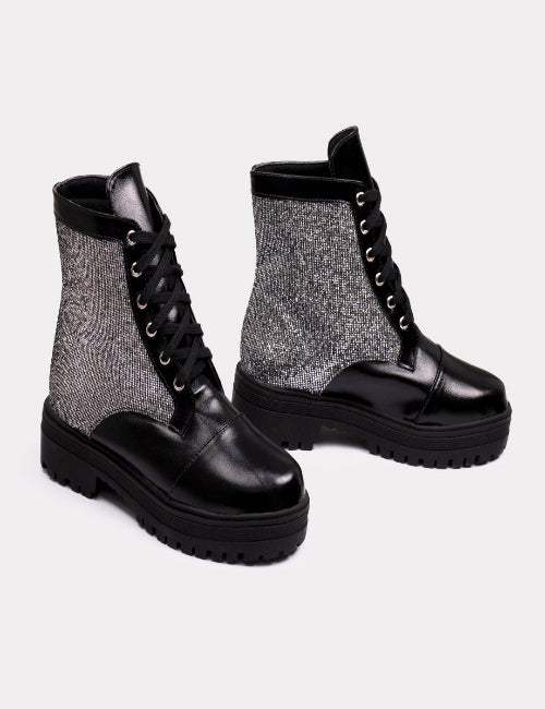 Bota em napa preto / luxor prata