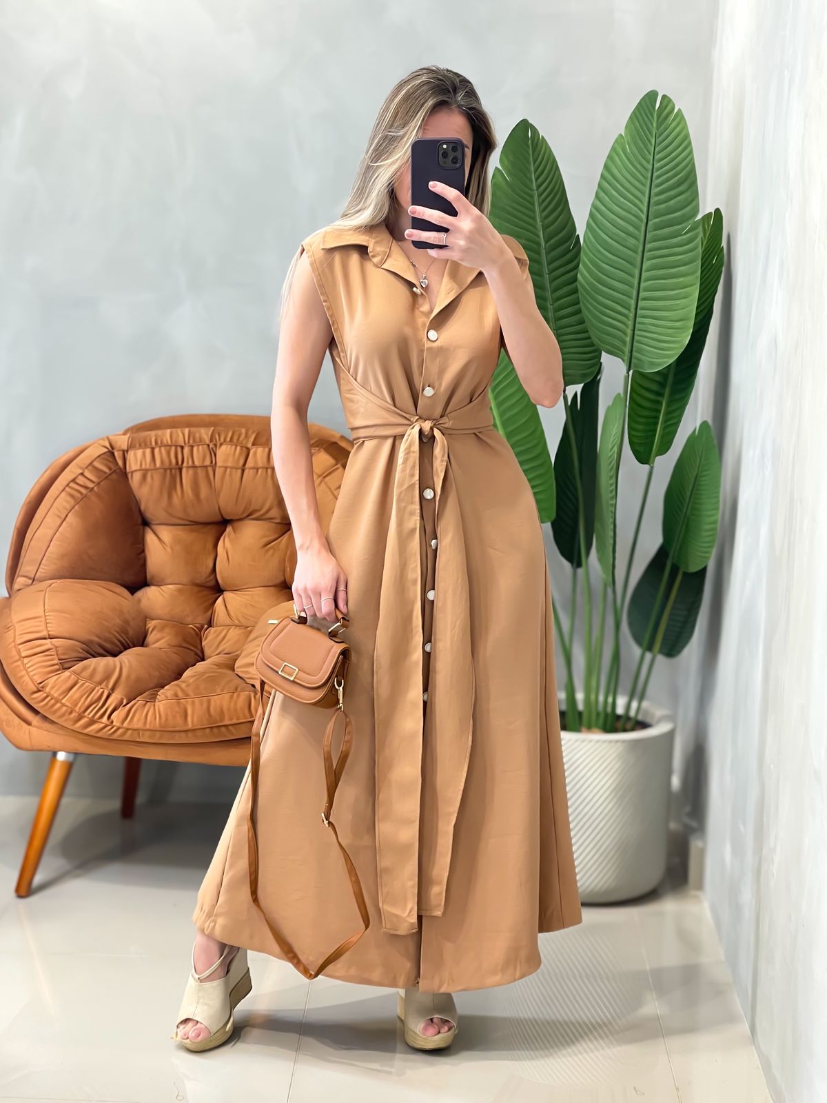 Vestido Longo em Alfaiataria Sensoriale com Botões e Amarração Juliete Ref. 1