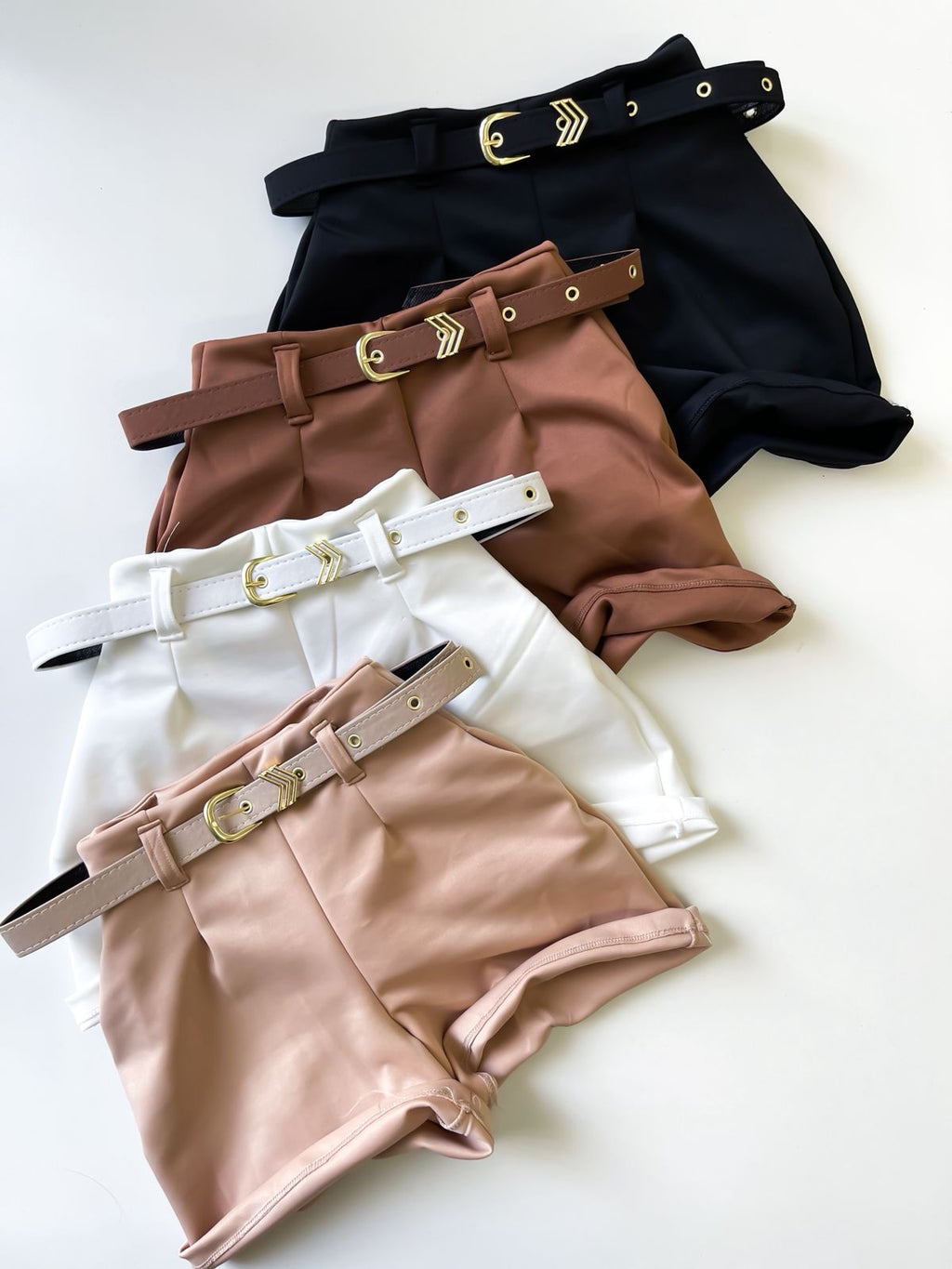 Shorts em Neoprene com Cinto Juliana Ref. 1724